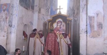 Armenian clergy from the Holy Cross Church of Akhtamar blessed the four parts of the world