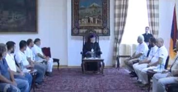 Catholicos of All Armenians Receives Crew of "Armenia"