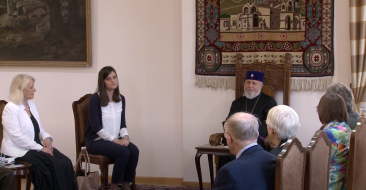 Catholic Pilgrims Visit the Mother See of Holy Etchmiadzin