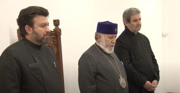 His Holiness karekin II Meets with the Priests