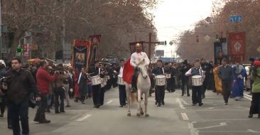 Procession to the Lovers’ Park