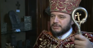 Bishop Abgar Hovakimyan Celebrates "Divine Liturgy of Oath"