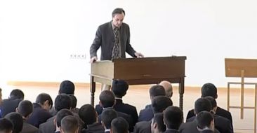 Dr. Hans-Jurgen Fyulner's lecture in the Gevorkian Theological Seminary