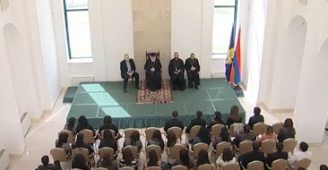 Graduates of Yerevan State Pedagogical Institute Visit the Mother See of Holy Etchmiadzin