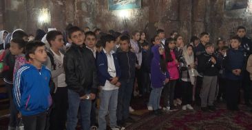 Students of "Luys Mankants" Sunday schools are in St. Hovhannes Church of Byurakan