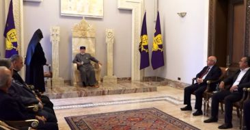 The Catholicos of All Armenians received the pilgrims of the Armenian Diocese of Iraq