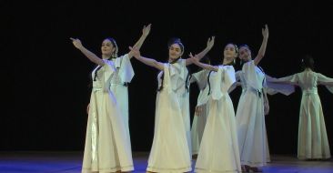 The "Narek" dance school of Nork's Youth Center celebrated its 35th anniversary