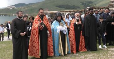 The relics of St. Andreas and St. Matthew Apostles was taken to Sevanavank