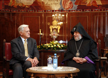 His Holiness Karekin II Receives the President of the Republic of Lithuania