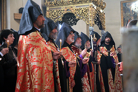 Requiem Service in Holy Etchmiadzin for Prime Minister Andranik Margarian