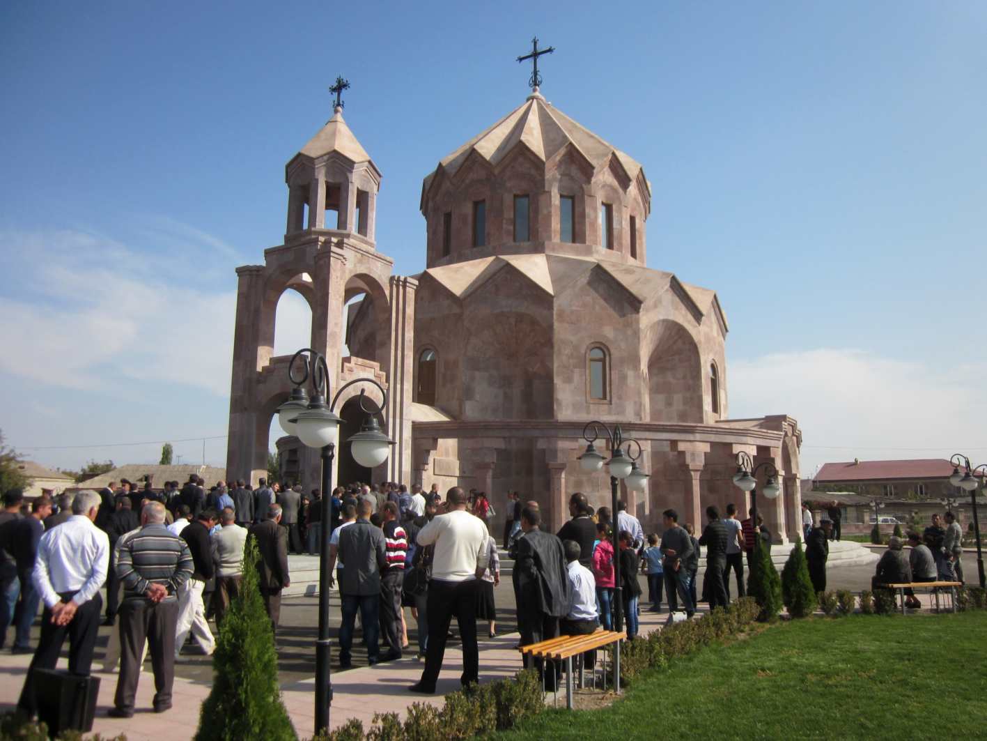 Օծվեց Աղավնատուն գյուղի  նորակառույց  եկեղեցին  