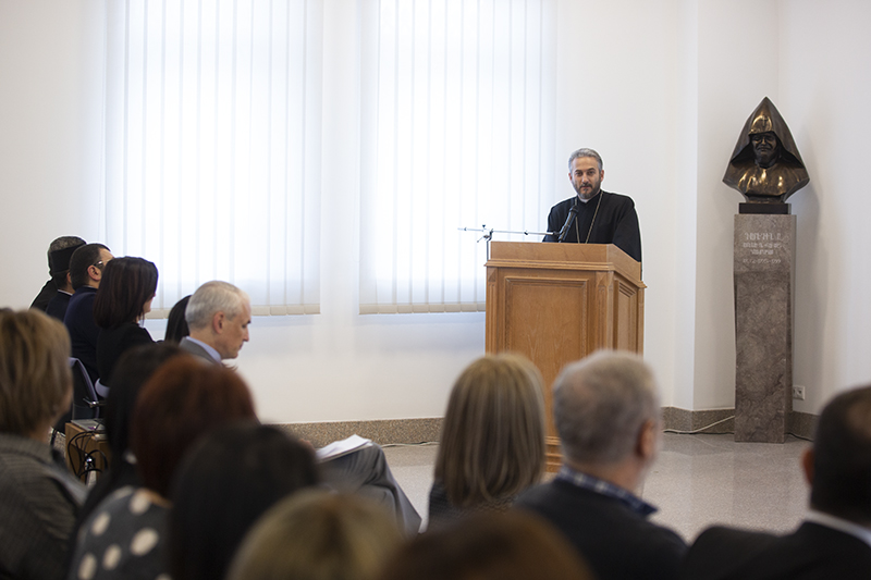 Catholicos of All Armenians Attends the Year End Annual Meeting of the WCC Round Table Charitable Foundation 